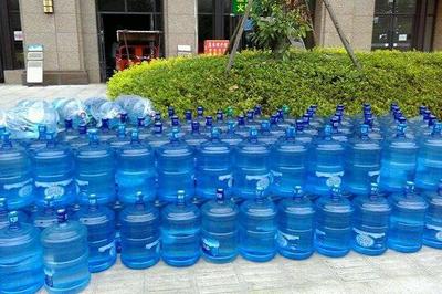 康億家桶裝水加盟費(fèi)多少？揭秘低門(mén)檻高回報(bào)的創(chuàng)業(yè)新機(jī)遇